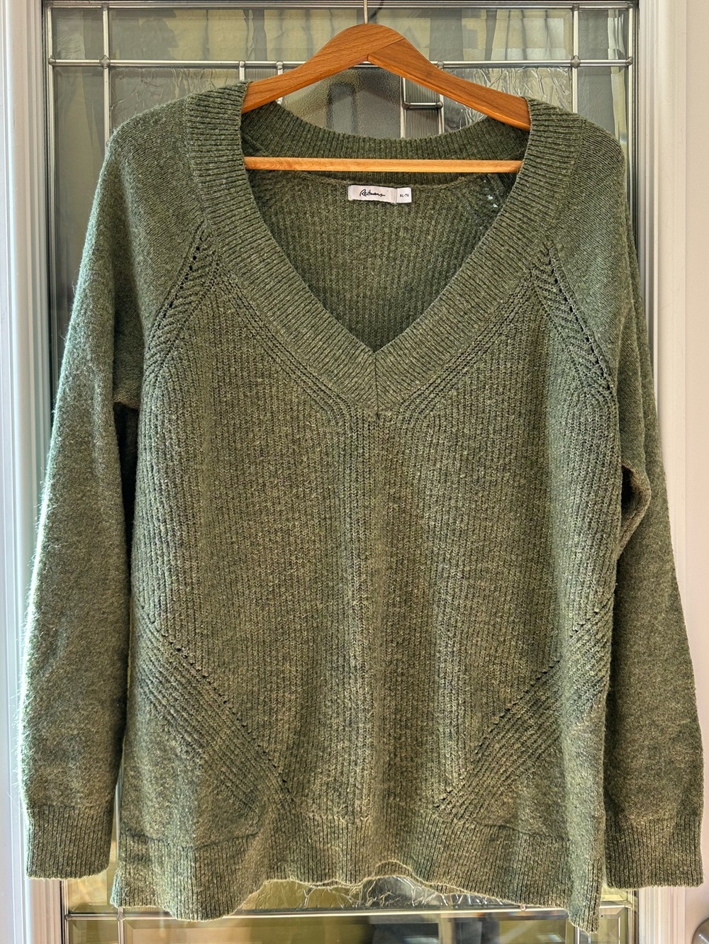 Reitmans Olive Green V-Neck Knit Sweater